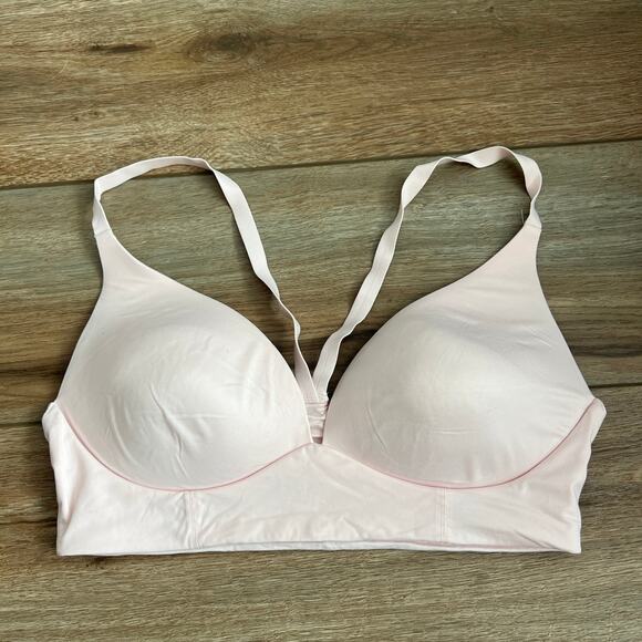 Victoria’s Secret Light Pink Wireless Lightly Lined Plunge Bra 36C - Picture 1 of 2